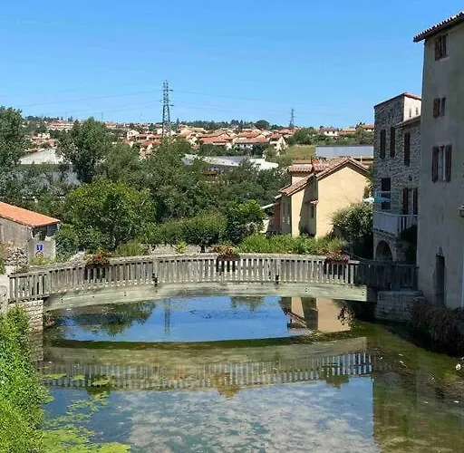 La Maison D Evahlia * Creissels